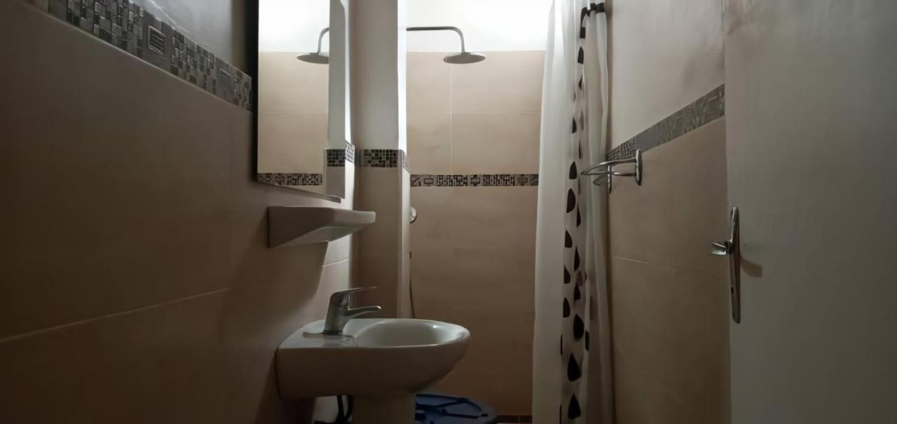 A Mermoz, Nettoyage Journalier Gratuit Dakar