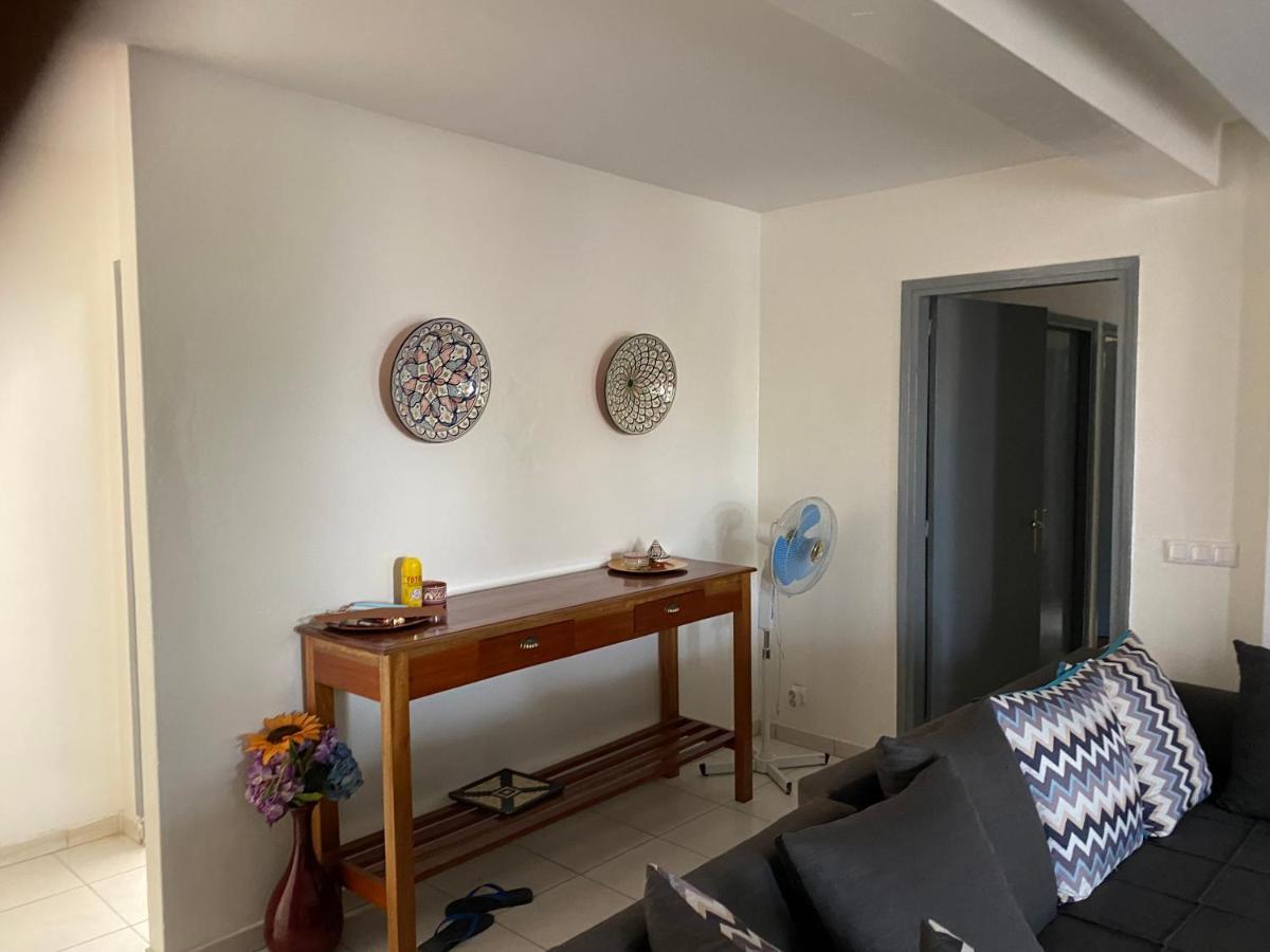A Mermoz, Nettoyage Journalier Gratuit Apartamento Dakar